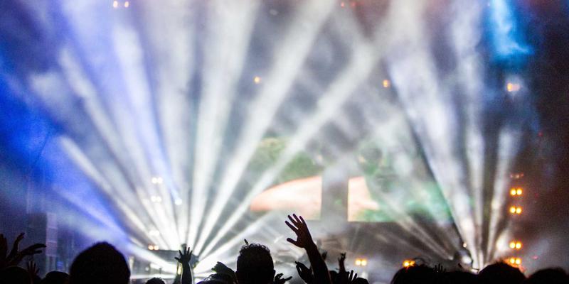 埃利利昂平台进口母婴用品物流全攻略：国际快递、海外仓与专线优劣深度解析